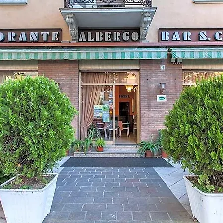 Ristorante San Carlo 2* סלסומאג'יורה טרמה