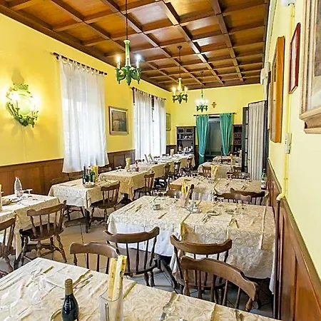 Ristorante San Carlo מלון סלסומאג'יורה טרמה