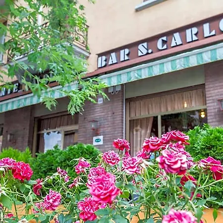 Ristorante San Carlo מלון סלסומאג'יורה טרמה