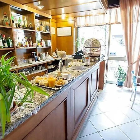 Ristorante San Carlo 2* סלסומאג'יורה טרמה