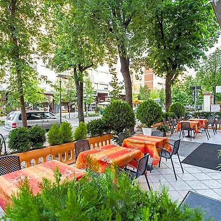 מלון Ristorante San Carlo סלסומאג'יורה טרמה