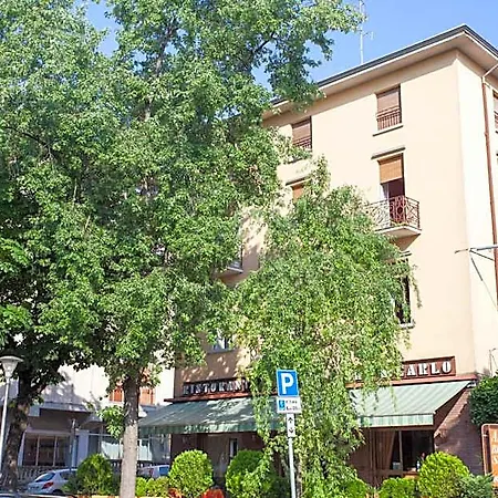 Ristorante San Carlo סלסומאג'יורה טרמה