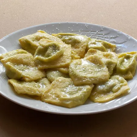 Ristorante San Carlo 2* סלסומאג'יורה טרמה