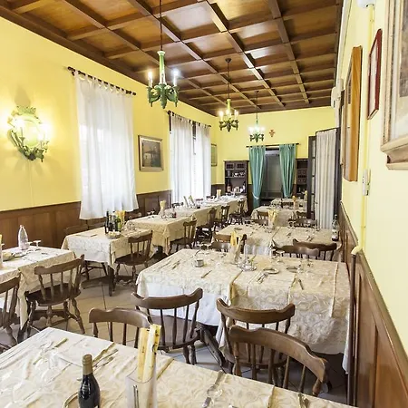 מלון Ristorante San Carlo סלסומאג'יורה טרמה